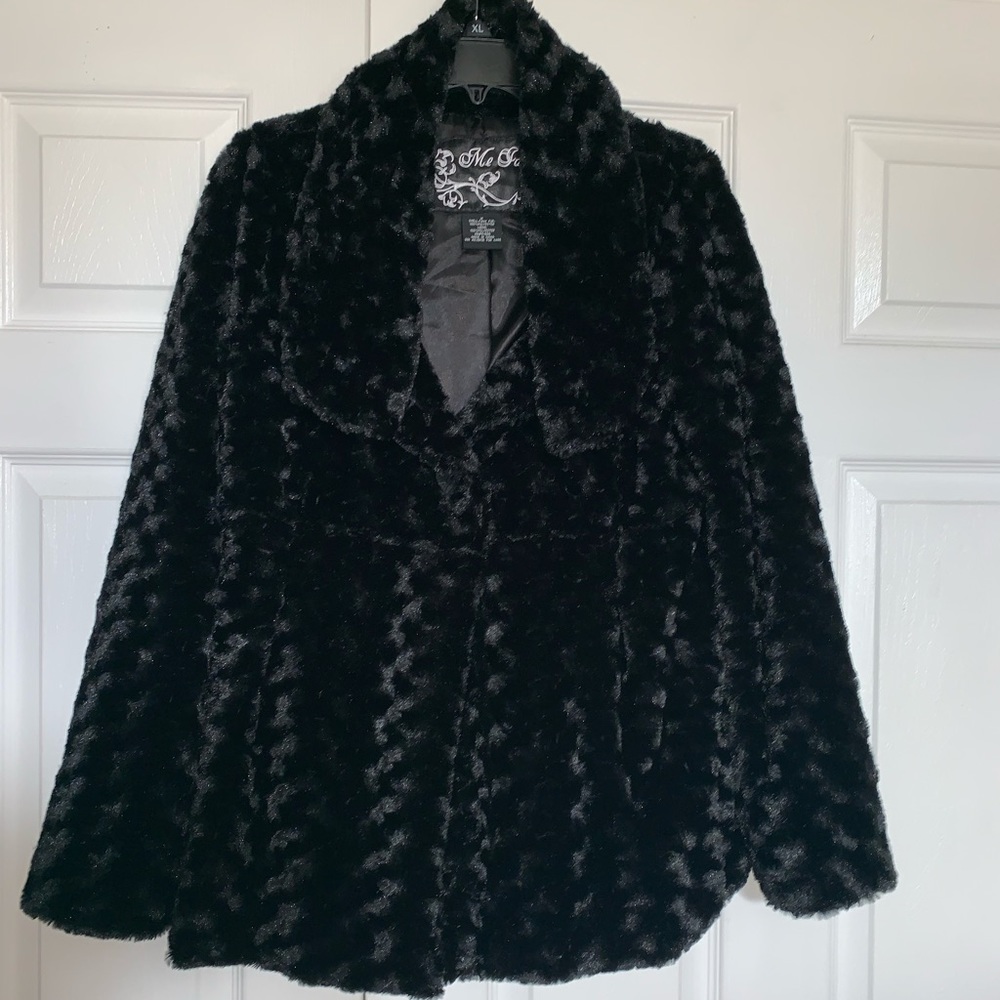 Me Jane Black fluffy jacket